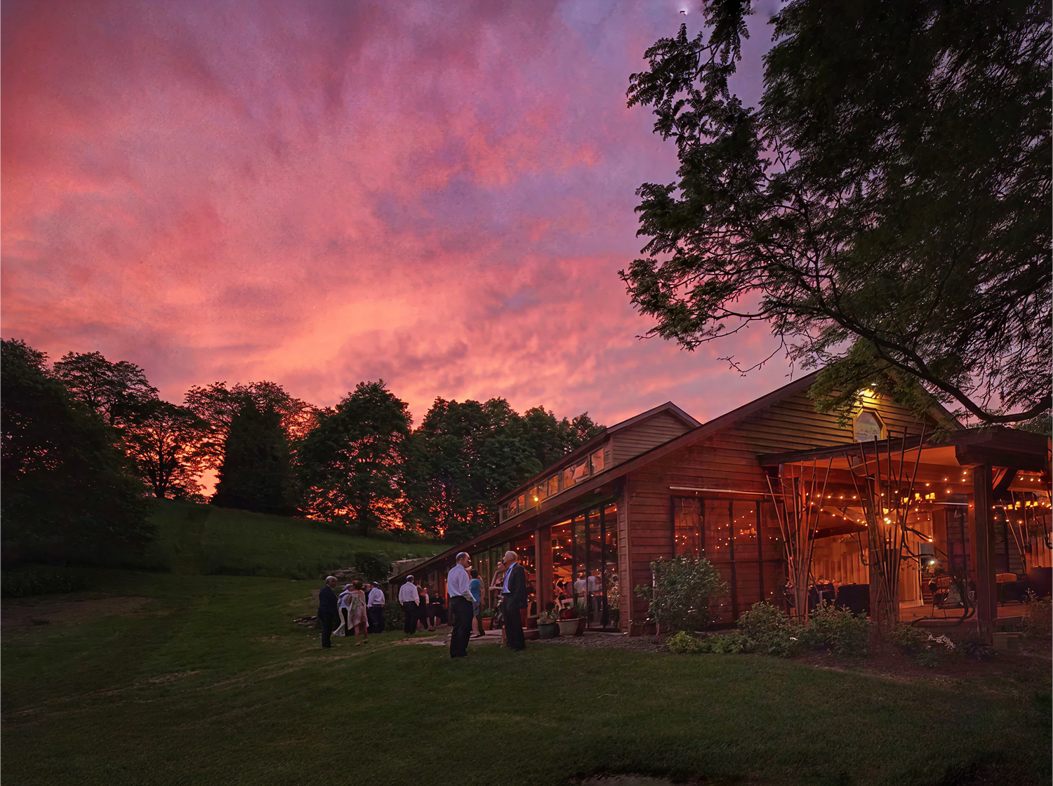 Red Maple Vineyard pavilion